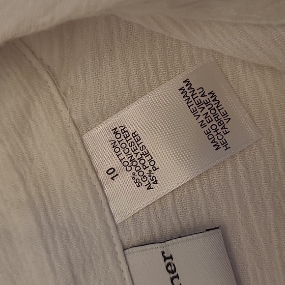 NWOT Alfred Dunner Embroidered and Beaded Floral/Kitsch Short Sleeved Blouse - Picture 6 of 13